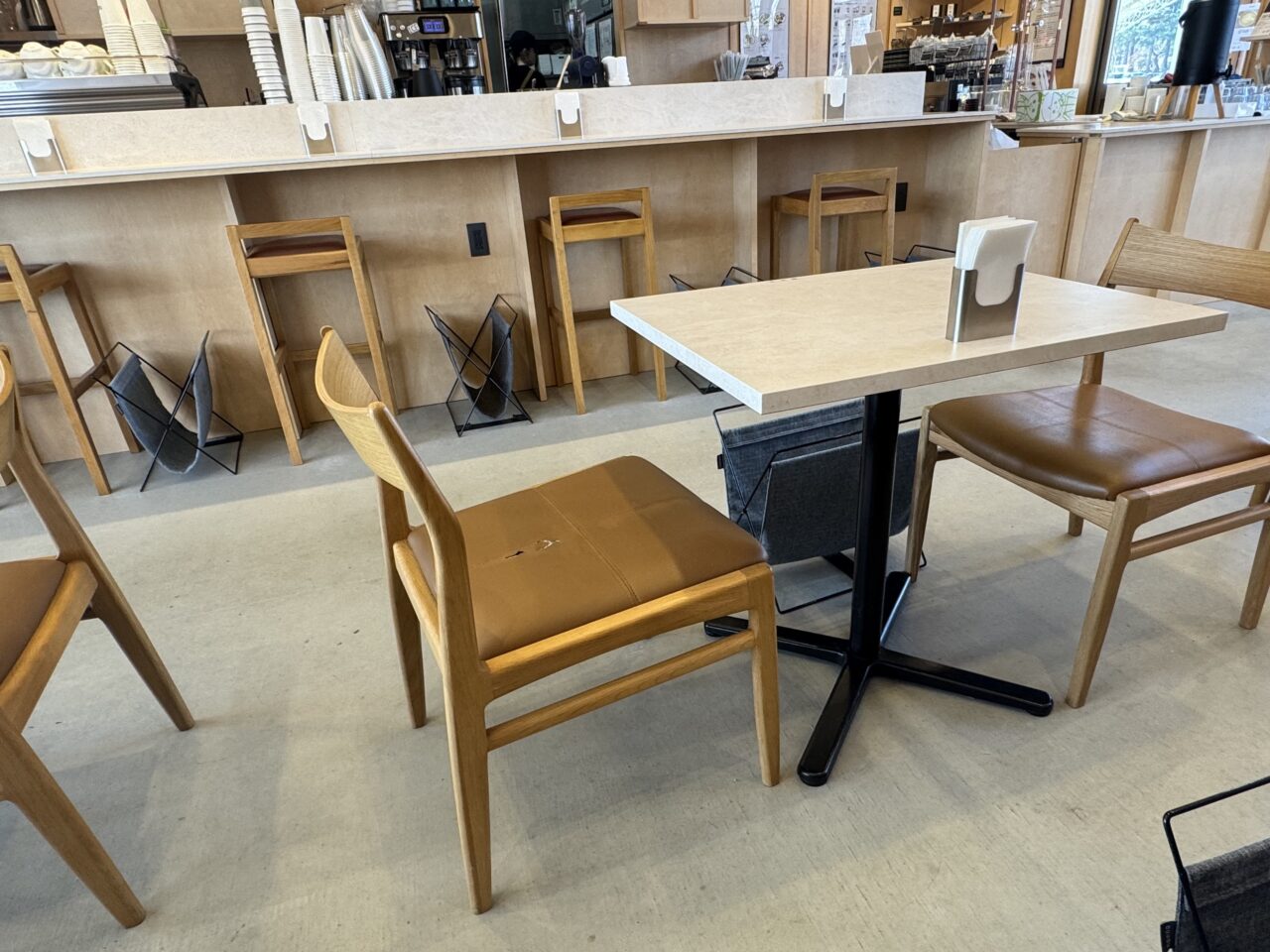 2026年FLATWHITEの店内