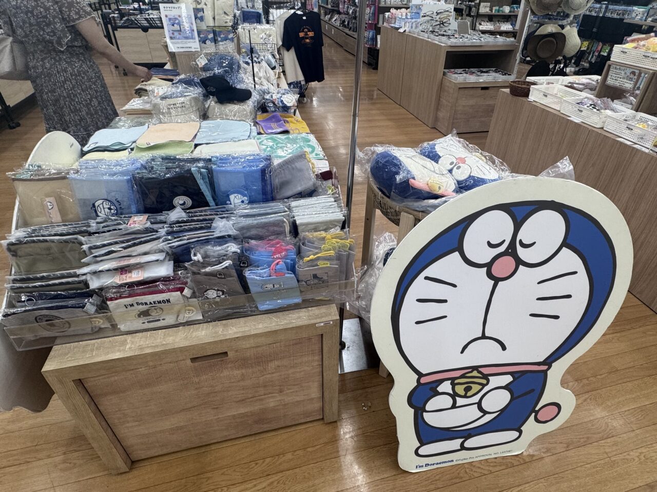 2026年6月TSUTAYA桑野店のドラえもんPOPUP商品
