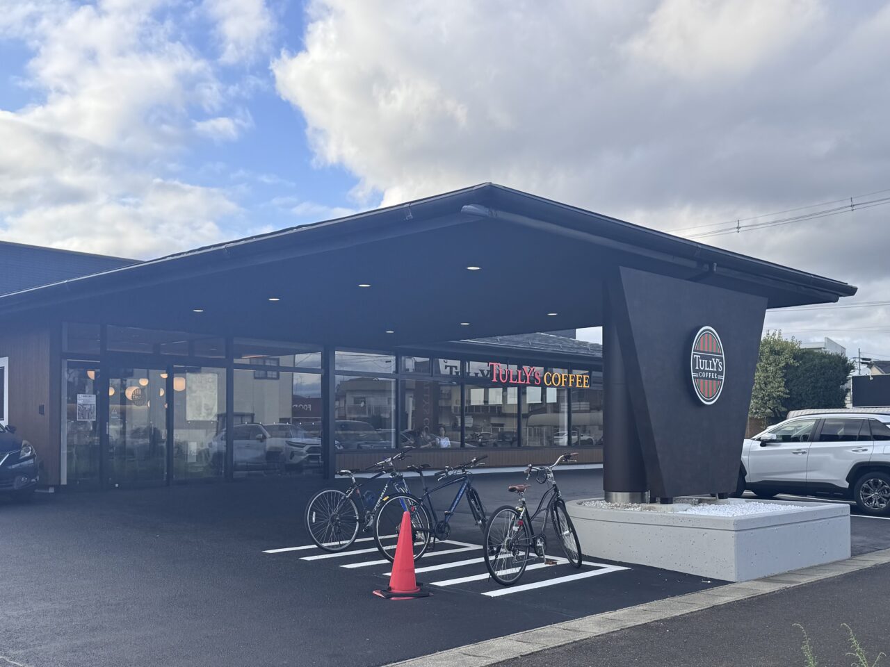 2026年9月タリーズコーヒー郡山安積店の外観